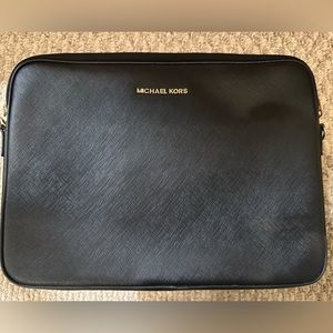 AUTHENTIC Michael Kors 13 inch MacBook (2013-2015) Case